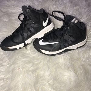 Nike  Boy’s Stutter Step 2